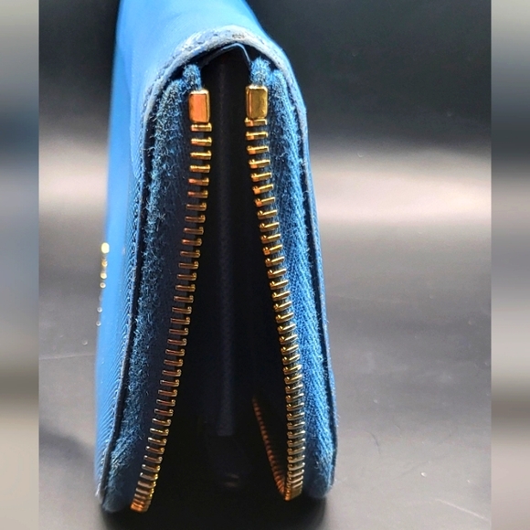 Prada large wallet - Picture 3 of 10